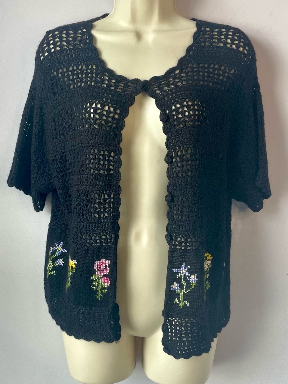 Teddi Black Crochet Short-Sleeve Cardigan Floral Needlepoint Embroidery Large
